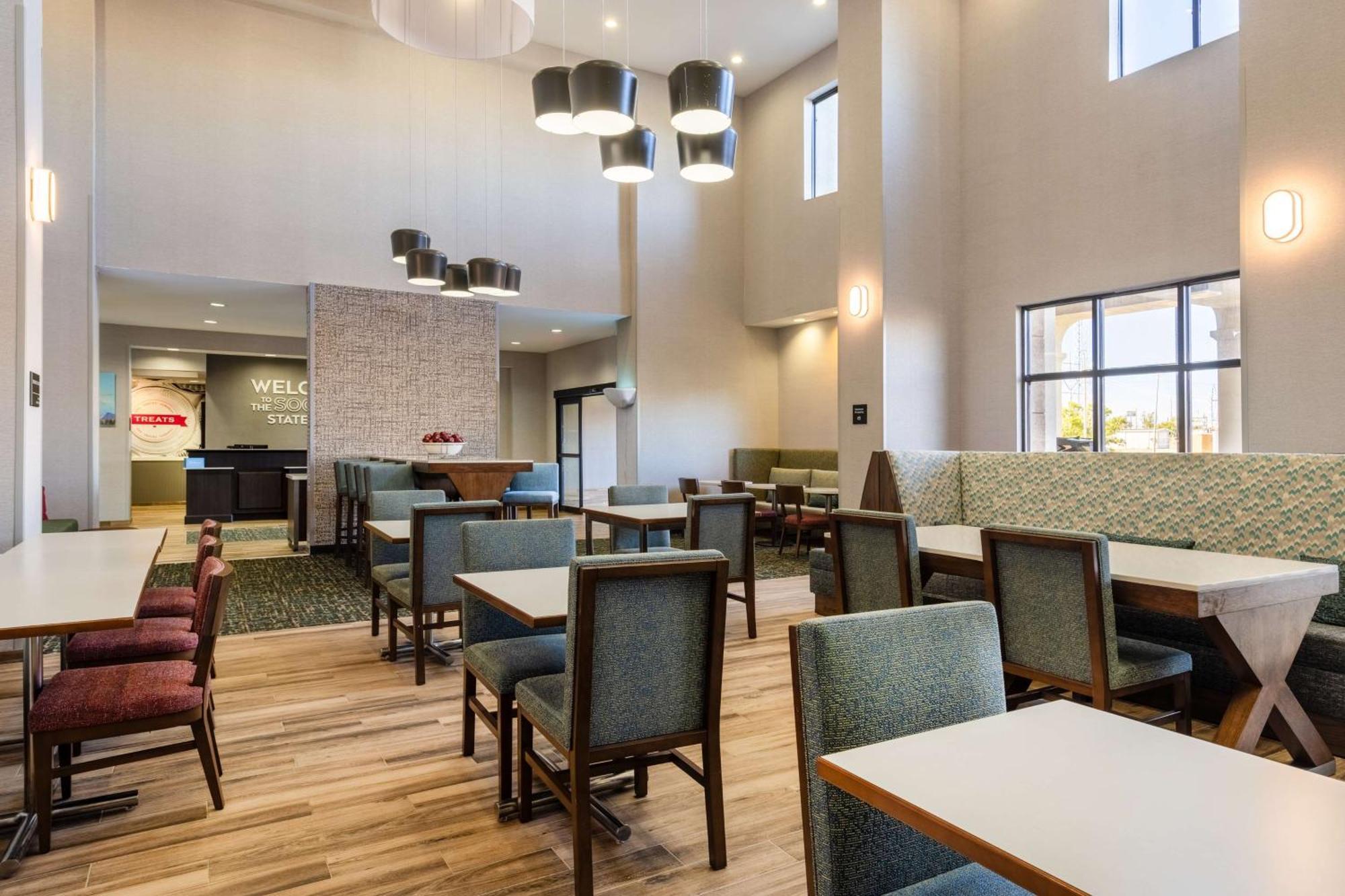 Hampton Inn & Suites Woodward Kültér fotó